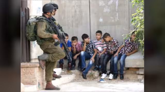 اليونيسيف: 700 طفل فلسطيني يعتقلون سنويا وتمارس عليهم إساءة ممنهجة