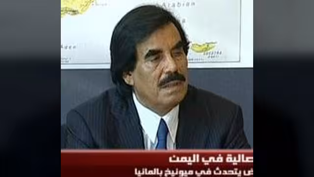 إب: مدير أمن السبرة يماطل في القبض على المطلوبين أمنيا ومطالبات بإقالته
