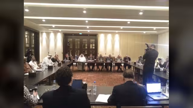 نشوان نيوز ينفرد بنشر البيان الختامي عن لقاء دبي بين القيادات الجنوبية وبن عمر (فيديو)