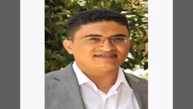 من الاحمديين  إلى الجلاليين