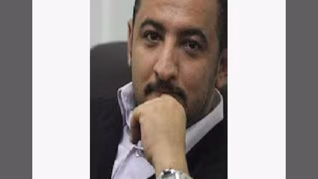 حملات التشويه ضد رموز التغيير.. نصر طه مصطفى نموذجا