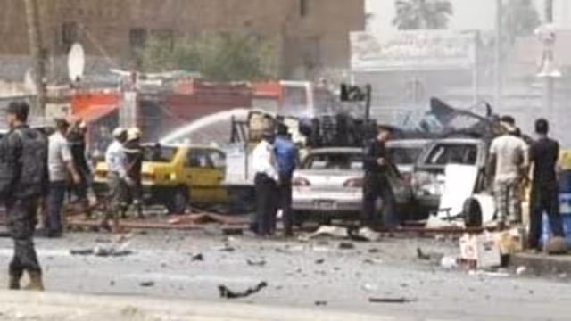 قتلى وجرحى في انفجار 3 سيارات مفخخة شمال بغداد