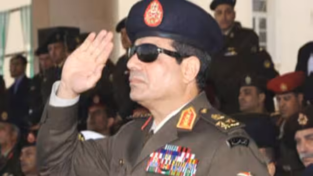 السيسي: لن نصمت على انزلاق مصر إلى اقتتال داخلي
