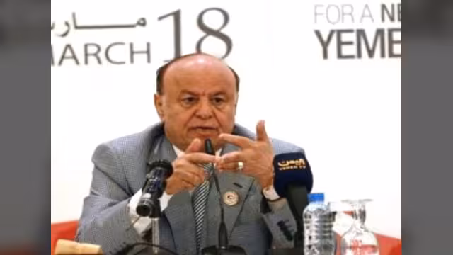 مصادر: الرئيس هادي يوجه بمنع سفر أعضاء مؤتمر الحوار بالتزامن مع سفر بن مبارك إلى أمريكا