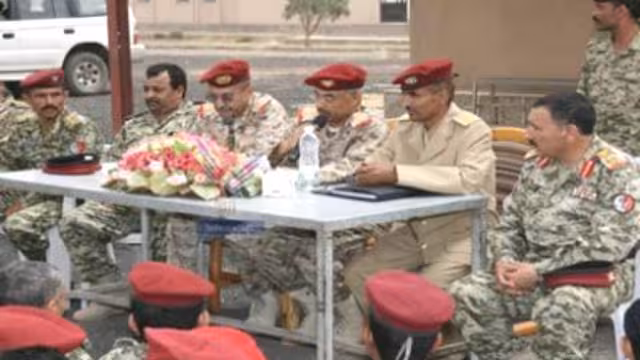 القوات المسلحة في اليمن تبدأ فعاليات القافلة الثقافية التوجيهية