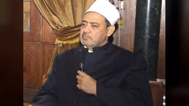 شيخ الأزهر يطالب الانقلابيين بفتح تحقيق مذبحة الحرس الجمهوري ولجنة مصالحة (النص)