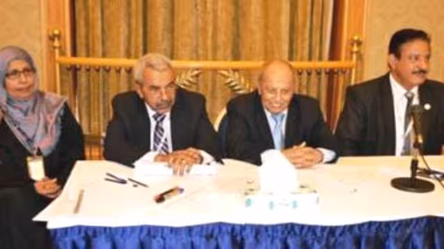 الإرياني والعتواني: مؤتمر الحوار سينهي أعماله كما هو محدد له 18 سبتمبر القادم