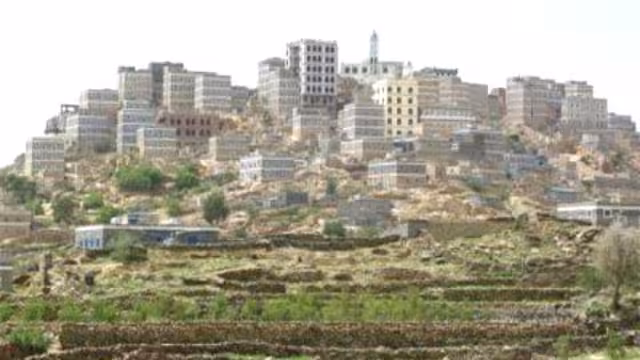 مكتب الاوقاف بلحج يكرم الفائزين بجائزة رئيس الجمهورية لحفظ القران الكريم