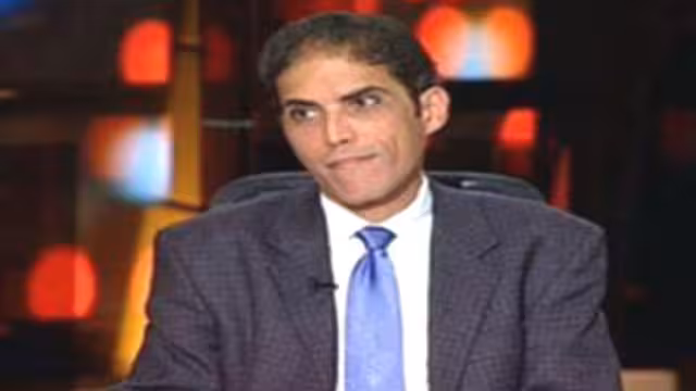 متحدث جبهة الانقاذ يستقيل ويقول: دولة مبارك البوليسية عادت برموزها وقمعها وإستهانتها بأرواح البشر
