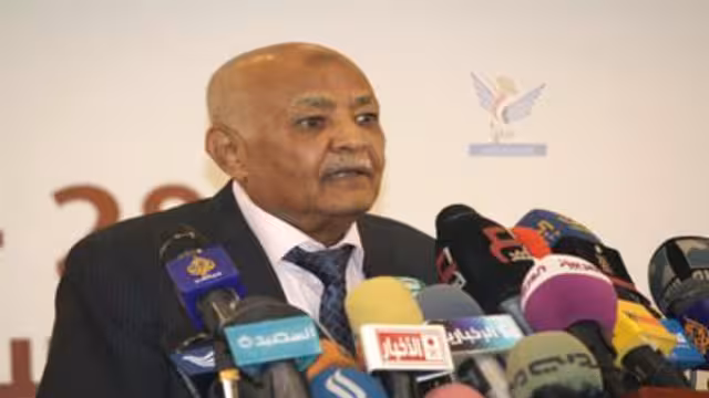 رئيس الوزراء يفتتح «المؤتمر العام للشباب» ويتحدث عن وحدة بصيغة جديدة لليمن