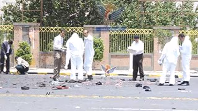 المحكمة الجزائية بصنعاء ترجئ النطق بالحكم في المتهمين بتفجير ميدان السبعين  إلى 25 سبتمبر المقبل