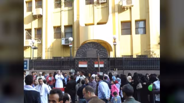 سفارة اليمن في مصر تنفى رسالة منسوبة للواء علي محسن مستشار الرئيس