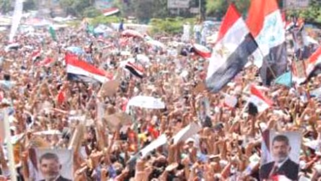تواصل المظاهرات بمصر للتنديد بالانقلاب العسكري