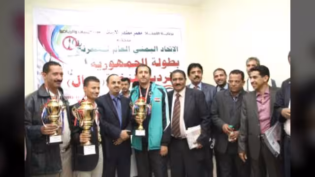 وزير الشباب يكرم أبطال بطولة النخبة الشطرنجية ويحث على استضافة مميزة لبطولة الرئيس