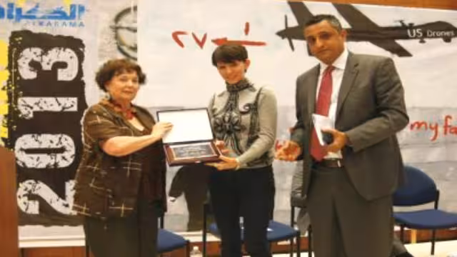 جنيف: الكرامة تحتفل بتكريم الصحافي عبدالإله حيدر شائع فائزاً بجائزة المنظمة 2013