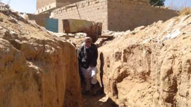 أبو اصبع: اللجنة لا تزال في صنعاء.. ونبذل مساعي حثيثة لرفع حصار الحوثي عن دماج