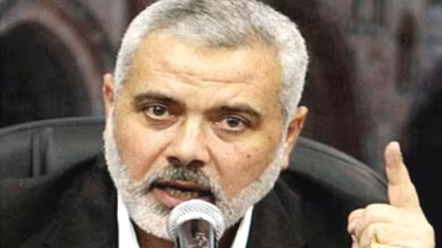 هنية يدعو عباس لاجتماع يناقش تشكيل حكومة التوافق ويؤكد: ليس لدينا معركة مع مصر