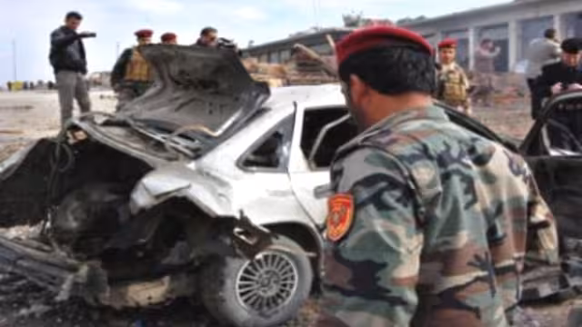 20 قتيلا وعشرات الجرحى بتفجيرين بالعراق