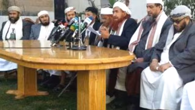 التغطية الكاملة للمؤتمر الصحفي الذي عقدته هيئة علماء اليمن حول وثيقة بن عمر