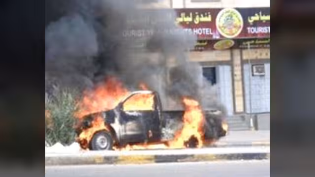 اللجنة الأمنية: انفجار سيارة مفخخة للقاعدة في رداع وإصابة عناصر منها