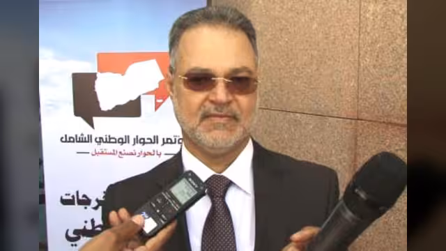 مصدر في الناصري يستهجن حملة بعض الحوثيين ضد عبدالملك المخلافي