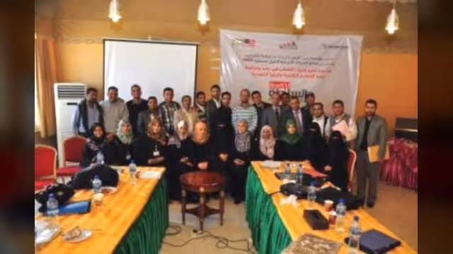رنين اليمن تختتم الدورة التدريبية على مهارات البحث والتحقق من المعلومات وكتابة التقارير