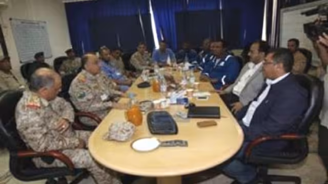 وزير الدفاع يزور حضرموت وشركة بترو مسيلة ويؤكد التصدي لمحاولات الابتزاز ‏
