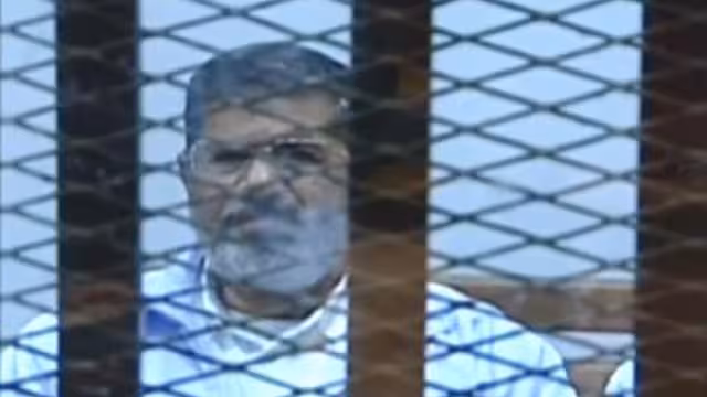 تأجيل محاكمة مرسي بتهمة التخابر واحالة 683 بالاخوان للمحاكمة