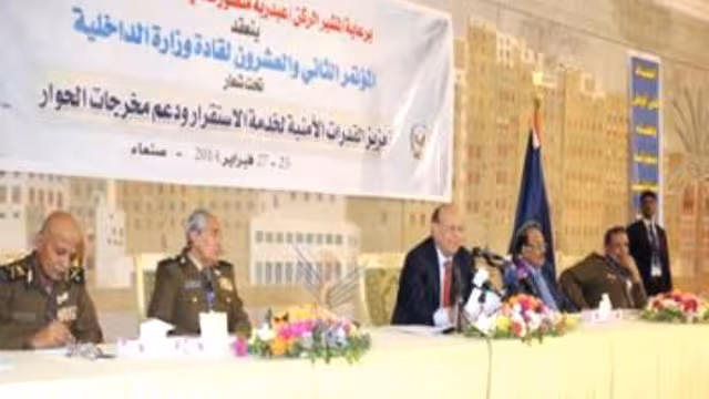 الرئيس هادي: اليمن يتعرض لمؤامرات تهدف لتمزيقه طائفياً ومناطقياً