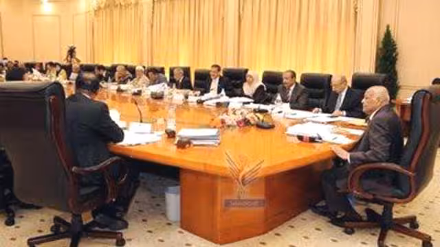 حكومة الوفاق تناقش خطتها للعام 2014 وتضع «معالجة الاختلالات الأمنية» هدفها الرئيسي