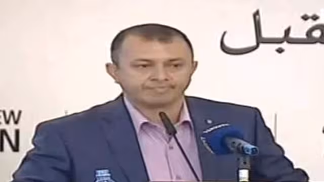 رئيس الوزراء يعزي الإعلامي جميل عز الدين بوفاة والده