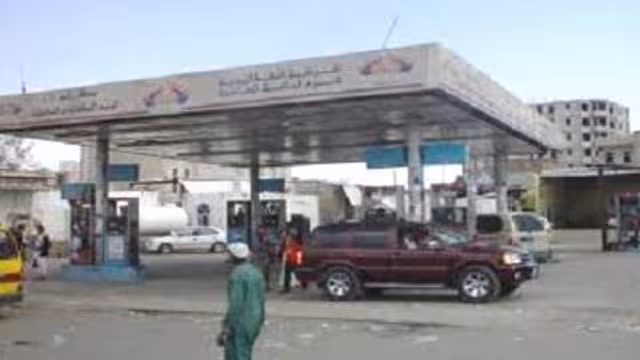 لجنة برلمانية تستدعي وزراء في حكومة الوفاق لمناقشة أزمة الديزل