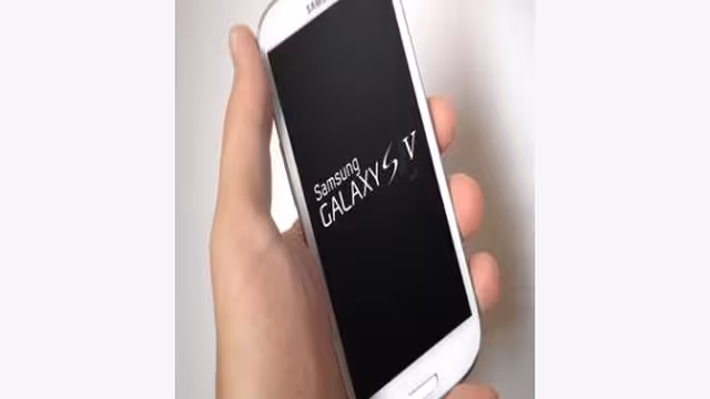 8 ميزات في Galaxy S5 غير موجودة في iPhone 5S