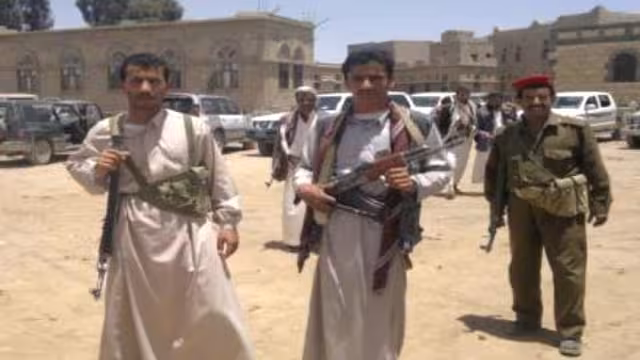 "العربي الجديد": معارك عمران بروفا "الحرب الكبرى" في صنعاء