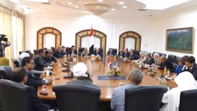 لجنة صياغة الدستور تلتقي سفراء الدول العشر الراعية للمبادرة الخليجية