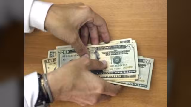 الاحتياطيات السعودية تسجل أعلى مستوياتها بـ738 مليار دولار