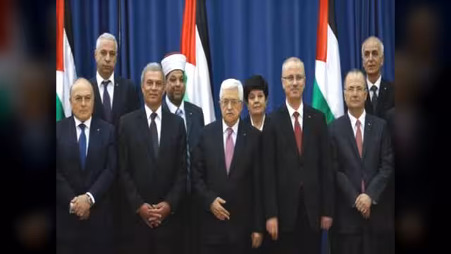 تنصيب حكومة التوافق الفلسطينية في رام الله