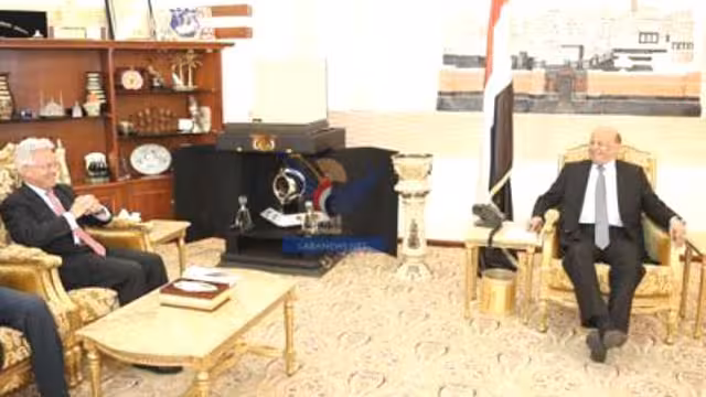الرئيس هادي يحذر الحوثيين من تجاوز الخطوط الحمراء ويدعو للعودة للاتفاق