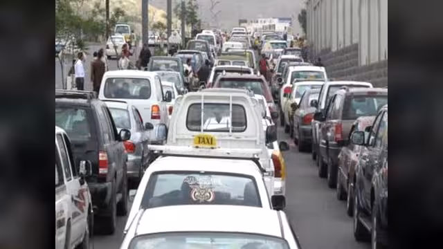اليمن يحاول ربط أوصاله بشبكة طرقات حديثة