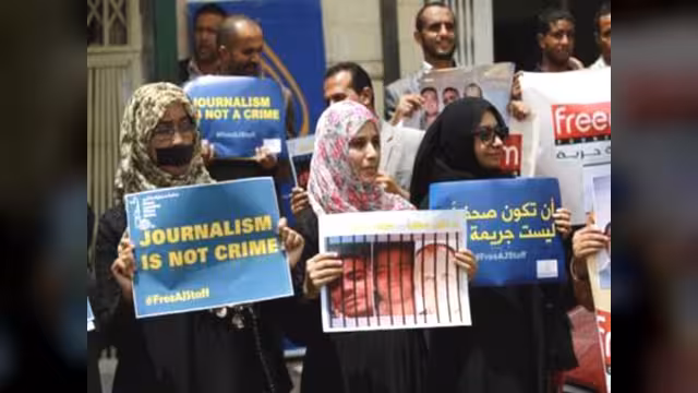تضامناً مع صحافيي الجزيرة: إبعاد الصحافيين عن الصراعات السياسية