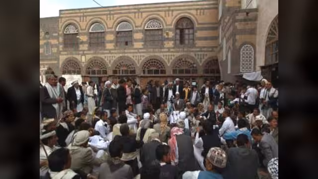 "بيانات رمضان" للزعماء تعكس عمق الانقسام في اليمن (هادي، صالح، البيض، الحوثي)