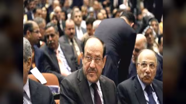 المالكي يتمسك بولاية ثالثة والنجيفي يسحب ترشيحه
