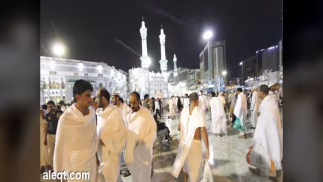 مكة تغتسل بالمطر في ليلة 29