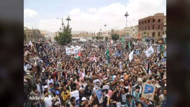 مسيرات حاشدة في صنعاء ومحافظات يمنية دعما للمقاومة في غزة