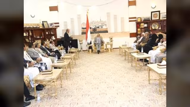 الرئيس: جماعة الحوثي تنقض الاتفاقات وصنعاء ليست في الستينات