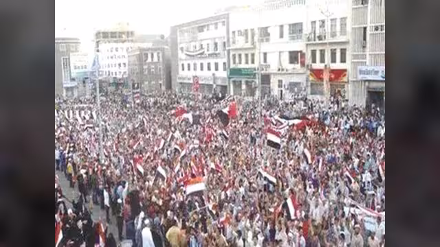 مسيرات حاشدة في عدن وأبين دعما للاصطفاف الوطني ورفضا للعنف