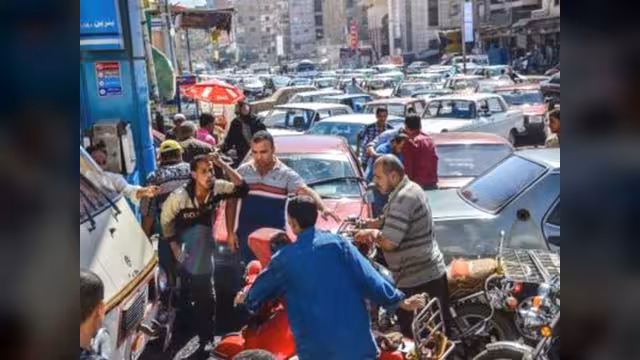 الإمارات تقدم مواد بترولية لمصر بقيمة 8.7 مليار دولار