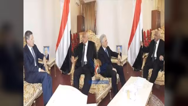 رئيس الوزراء يناقش مع السفيرين الأمريكي والروسي الجوانب المتصلة بتوطيد علاقات التعاون الثنائي