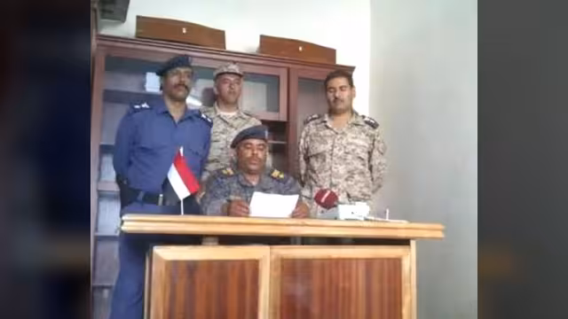 موقع الحوثيين يعلن تأييد ضباط في جبل النبي شعيب لمطالب الجماعة