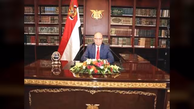 الرئيس هادي يدعو أبناء الوطن إلى نبذ الفرقة والخصومة (نص الخطاب)